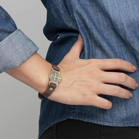 St Benedict Genuine Leather Protection Bracelet - Made in Brazil Medium - Brown - Picture 4 of 4